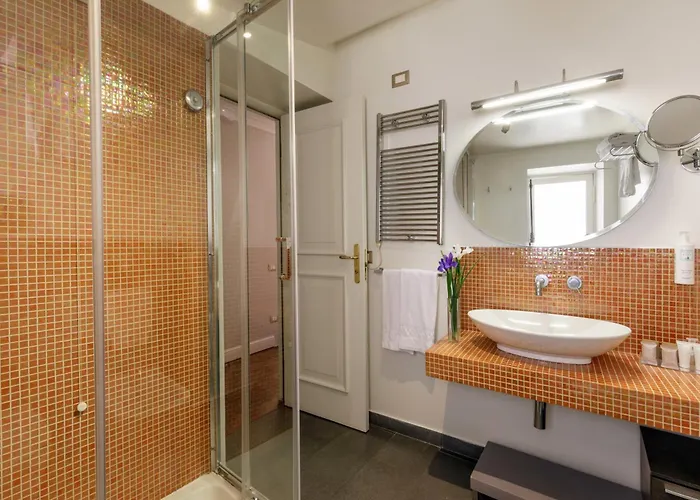 Vivaldi Luxury 3* Рим