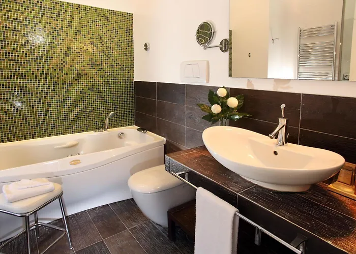 Отель Vivaldi Luxury 3*