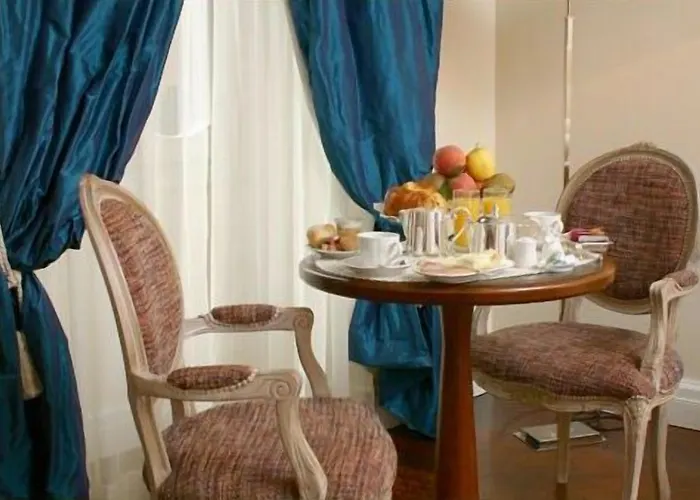 Vivaldi Luxury Отель