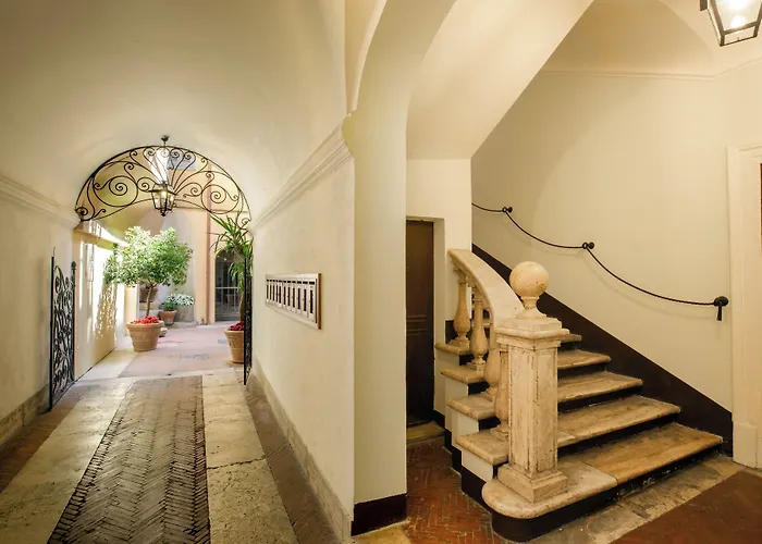 Vivaldi Luxury Hotel 3*