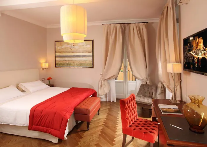Vivaldi Luxury 3* Rome
