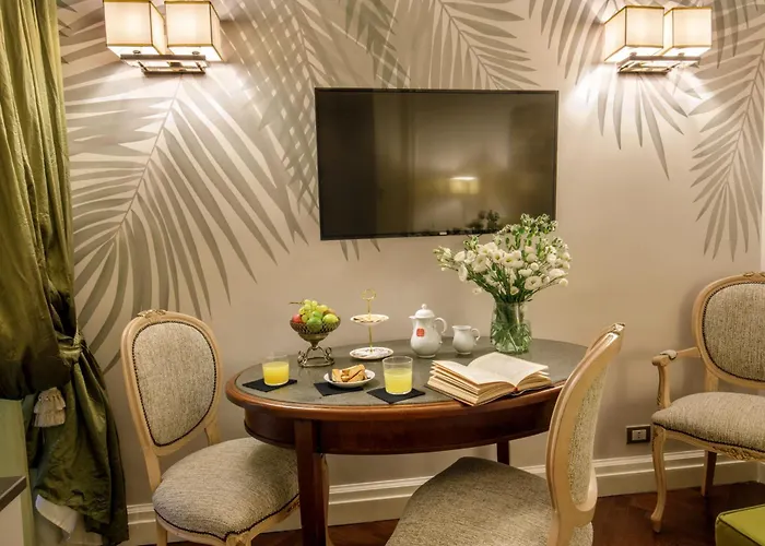 Vivaldi Luxury 3* Rome